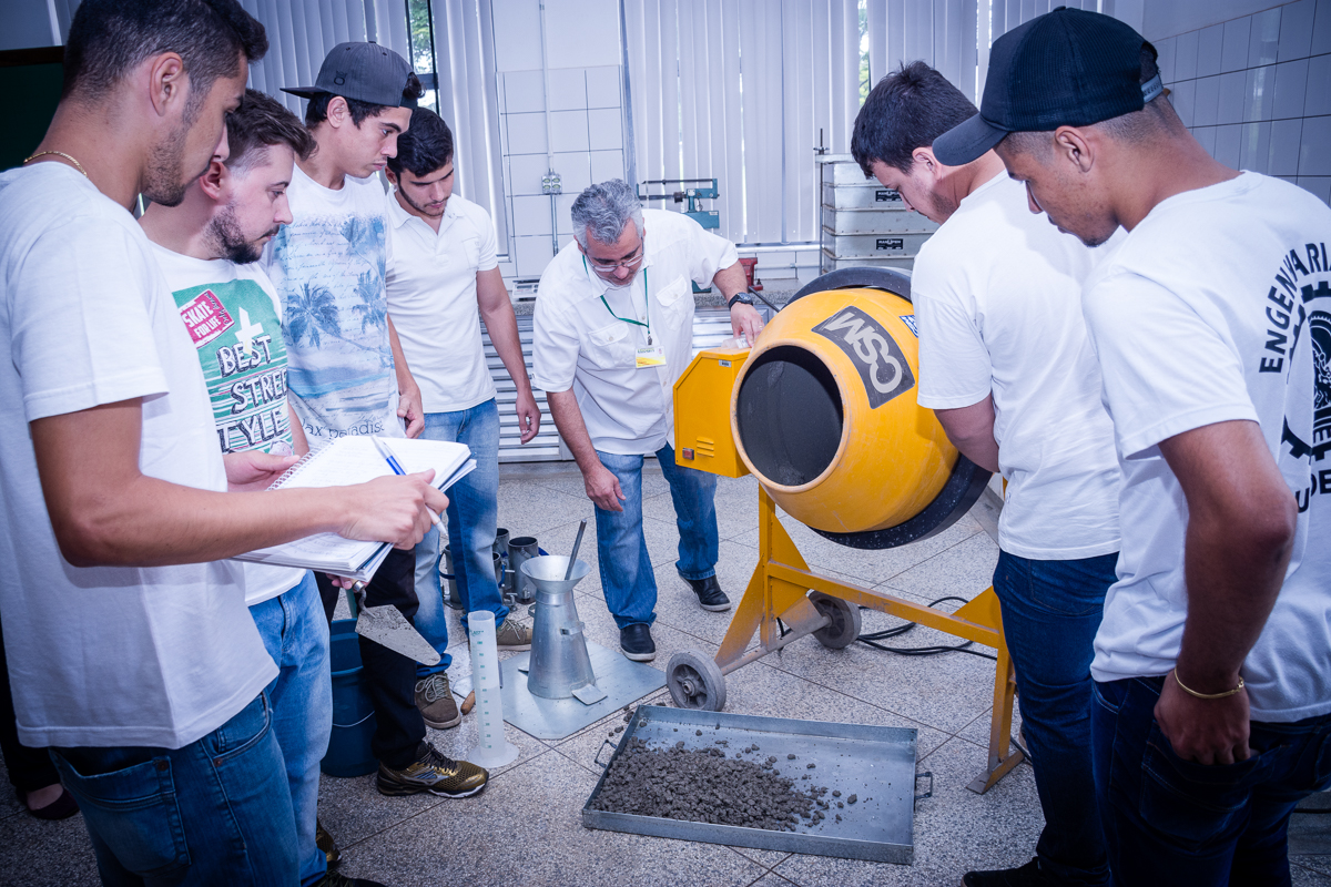 Laboratórios de materiais de construção